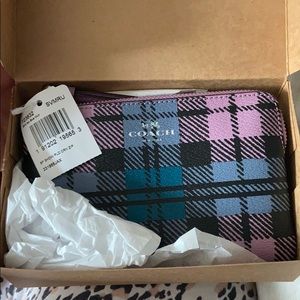Coach wristlet brand new